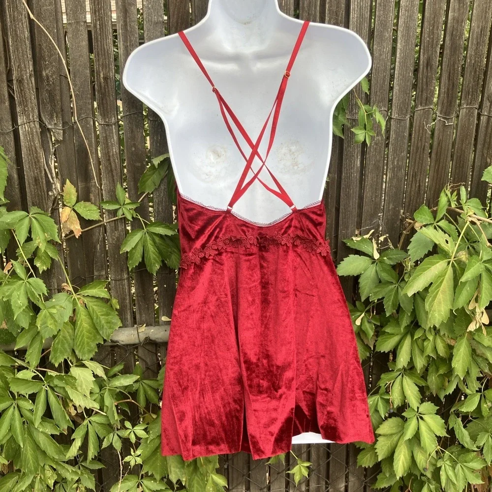 Velvet Red‎ Babydoll Lace Embroidered Top Vampcore Whimsigoth Dark Fairy M/L